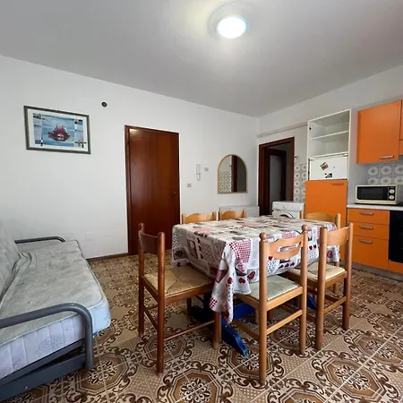 Altan Apartamento *