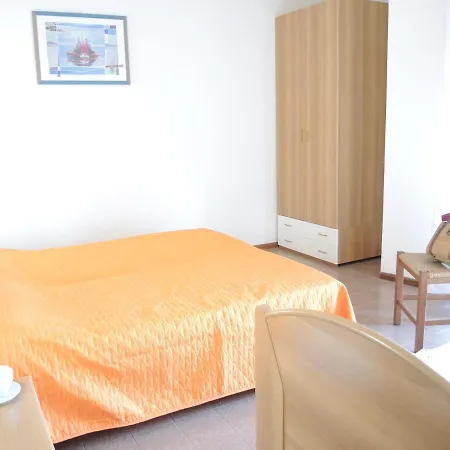 Altan Apartamento *